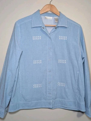 Camisa Vaquera Drapers And Damons Abotonada Talla Grande Bordada Blanca Foto 1 de 4