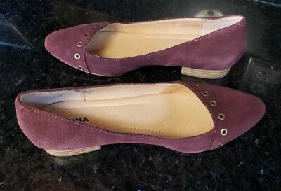 Sonoma Mujer Planos Borgoña Punta Imitación Gamuza Latón Decoración Talla 9-10? Foto 1 de 4