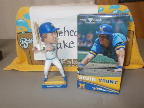 NIB 2014 ROBIN YOUNT MILWAUKEE BREWERS BOBBLEHEAD SGA 9/14/14 Cover