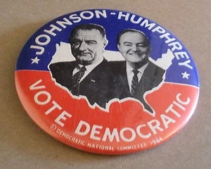 Johnson/Humphrey Vote Democratic 1964 old Huge 3.5" Photo Button Pin Lyndon LBJ - Imagen 1 de 2