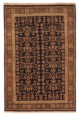 4'0" x 5'11" Hand Knotted Area Rug Traditional Oriental Wool Carpet - Image 1 of 4