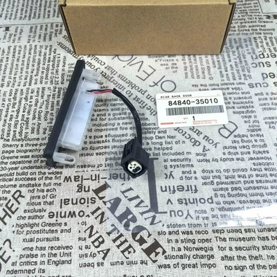 Interruptor de liberación de puerta trasera OEM 84840-35010 para Toyota 2003-2023 4Runner Foto 1 de 3