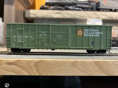 HO Scale Roundhouse #1936 50' Combination Door Box car British Columbia - Image 1 of 4
