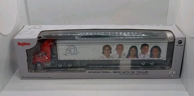 HY-VEE 80th Anniv International 8600 cabina corta furgoneta seca DCP primera marcha 1:64 69-0181 Foto 1 de 4