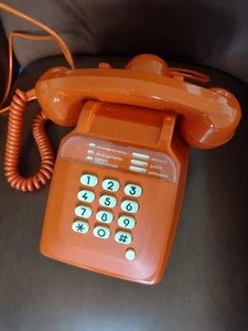Ancien Téléphone Orange Vintage Socotel S63 Compatible Box Clavier Ptt - Photo 1/8