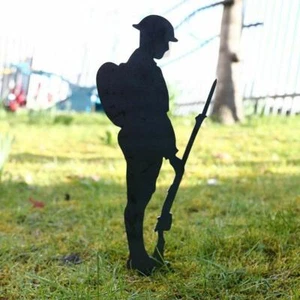 12" METAL SOLDIER Lest We Forget GARDEN Statue Decoration Garden Wall Art HOTS - Picture 1 of 11