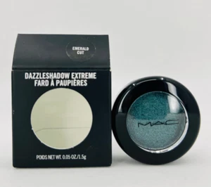 MAC  Dazzleshadow Extreme - EMERALD CUT - 0.05oz./1.5g - Picture 1 of 3