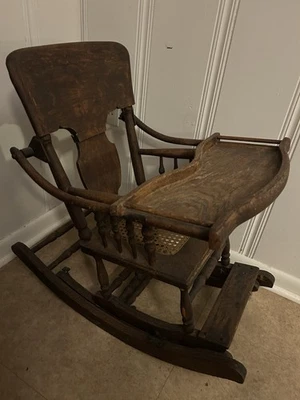 Antigua silla alta plegable victoriana de roble Foto 1 de 2