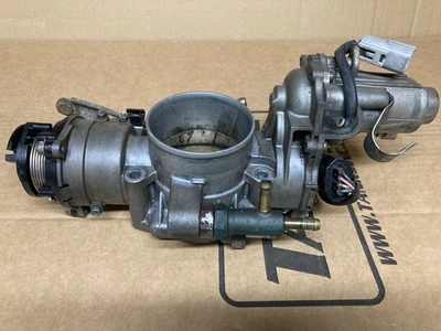 Привод клапана корпуса дроссельной заслонки Toyota Tundra Sequoia LX470 2001-2002 22030-50142 - Изображение 1 из 4