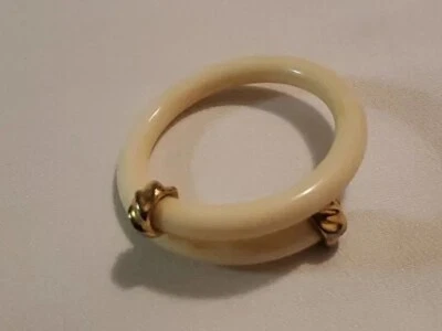 Brazalete Brazalete De Colección Raro Lucita/Acrílico Tono Dorado Tapas de Metal Blanco   Foto 1 de 4