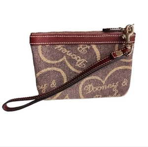 Vintage Dooney & Bourke Adored Signature Hearts Coin Wristlet - Bild 1 von 8