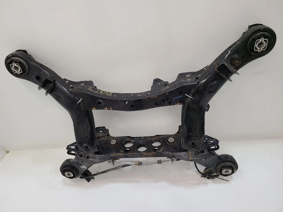 2016 - 2023 DODGE DURANGO Crossmember/K-Frame Rear 3.6L Foto 1 de 4