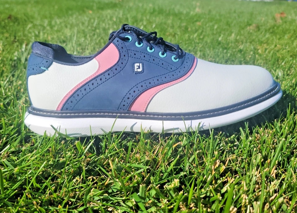 Zapatos de golf FootJoy Traditions 10,5 medianos para hombre - blancos/azules/rosa nuevos con caja Foto 1 de 4