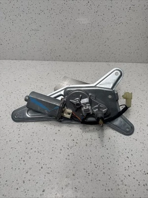 Motor limpiaparabrisas trasero Chevrolet Chevy Tracker 99-04 34332-581 B464-28 Foto 1 de 4