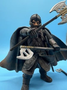 Herr der Ringe Die zwei Türme Helm's Deep Gimli Actionfigur ToyBiz gebraucht - Bild 1 von 17