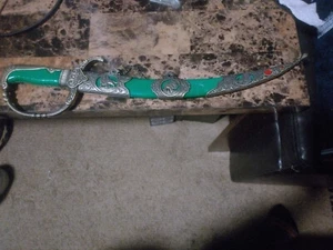 Jade Green Oriental Knife - Picture 1 of 2