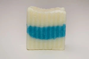 Berry Good Premium Plant-based soap bar - Picture 1 of 5