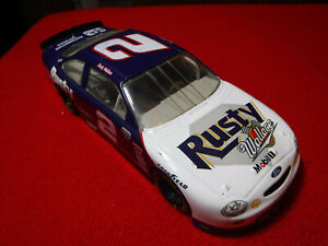 Hasbro 1998 Ford Taurus Mobil 1 Rusty Wallace #2 Nascar 1/24 Scale Die Cast 