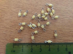 William Hughes 200-207 1.5mm RED Test Terminal Pack of 100 Z2462 - Picture 1 of 3