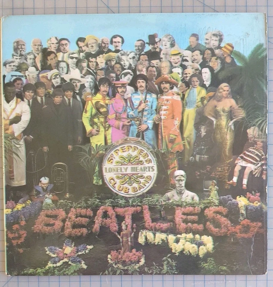 BEATLES SGT PEPPERS LONELY HEARTS CLUB BAND 1967 1st press MONO UK LP PMC 7027 - Image 1 of 4