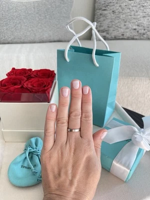 ️ Tiffany & Co. Flat Band Ring in Platinum size 6.75 NEW $1500 - Image 1 of 4