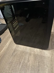 Fractal Design Meshify C Compact Computer Case - Black - Photo 1/5
