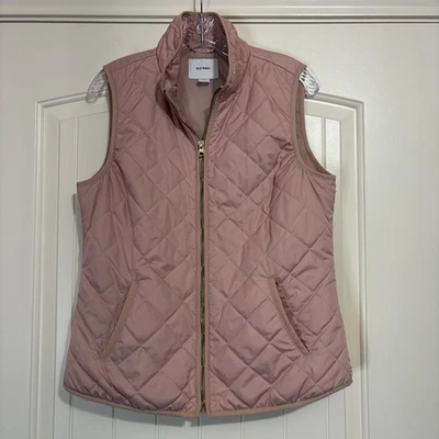 Quilted Puffer Vest Women Sz M Blush Pink Full Zip Gold Zipper Pockets Old Navy - Image 1 of 4