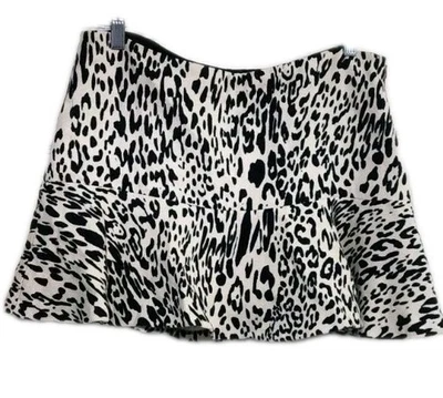Minifalda Zara Mujer Leopardo Estampado Animal Fluido Talla Grande SEXY  Foto 1 de 4
