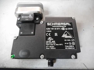 SCHMERSAL SOLENOID INTERLOCKED LATCHING SWITCH - AS-I INTEGRATED AZM161B-ST1-AS - Picture 1 of 8