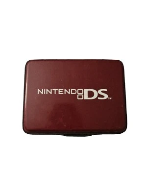 Estuche rígido granate DS con 6 juegos Ds incluidos Foto 1 de 4