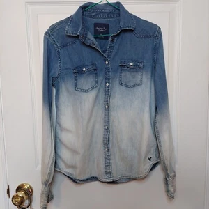 American Eagle Ombre Denim Pearl Snap Long Sleeve Shirt Western Shacket Size S - Picture 1 of 14