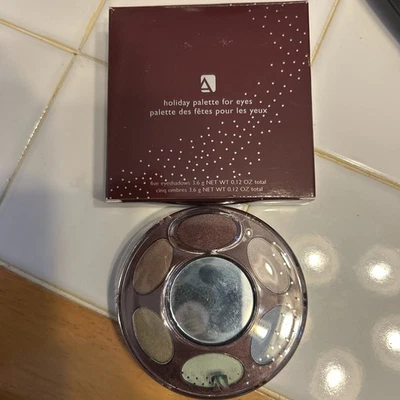 AVON Holiday Palette 2006 Holiday Hues 5 eyeshadows New Old Stock - Image 1 of 3
