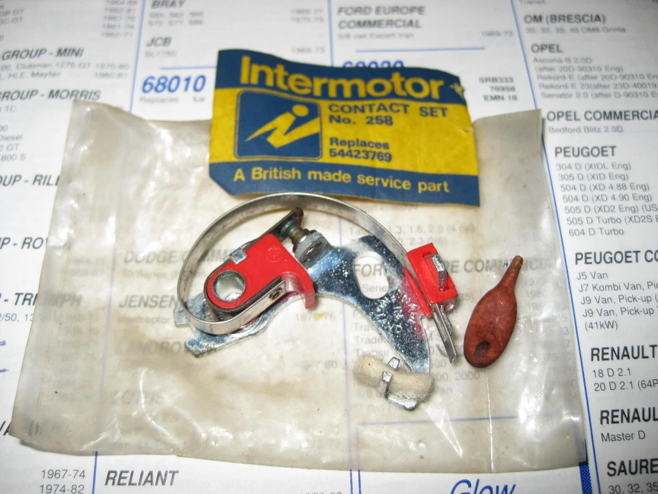 SUNBEAM RAPIER & HILLMAN IMP HUNTER AVENGER & AUSTIN 1800 2200 - CONTACT POINTS - Image 1 of 1