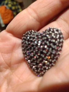 Purple Pave Heart Brooch - Picture 1 of 2