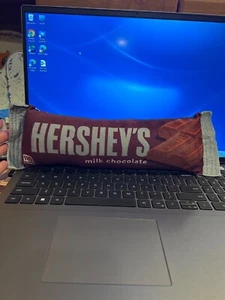 Limitierte Auflage Hershey Schokoriegel 13 Zoll matschiges Kissen - Bild 1 von 2