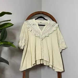 Free People MEDIUM Ivory Walk In the Park Ruffle Crochet Lace Top Taylor Swift - Picture 1 of 14