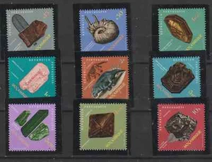 Mozambique 1971 Minerals & Fossiles full set VF MNH sc#494-502 - Picture 1 of 1