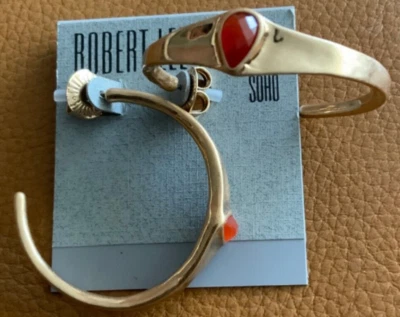 ROBERT LEE MORRIS SOHO thick antique gold tone hoop earrings NWT$58 - Image 1 of 4