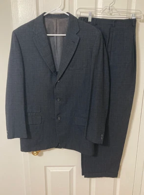 Vtg 1950s 2 Pc Dark Gray/Black Atomic Fleck Suit, Hollywood Waist, 40R, 31x28 - Image 1 of 4