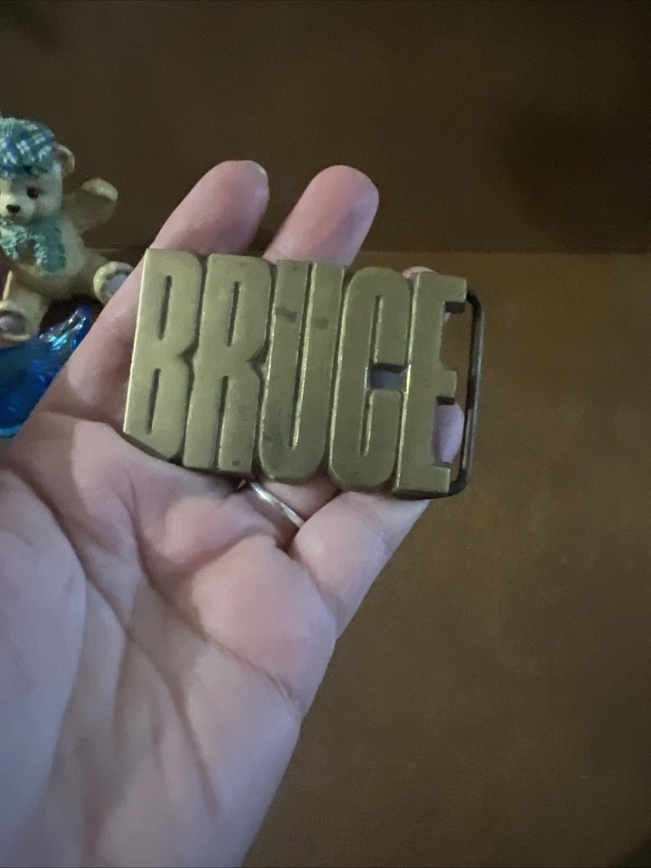 VINTAGE BRUCE BELT BUCKLE SOLID BRASS "BRUCE" MEN'S BUCKLE COLLECTIBLE MEMORABIL - Image 1 of 3