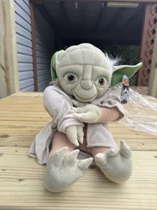 Star Wars Yoda Jedi Master Plush Disney 18" Plus Bedtime Buddy Lucas Film New 1X - Picture 1 of 4