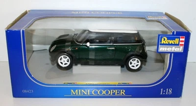 REVELL 1/18 08423 MINI COOPER GREEN - Image 1 of 2