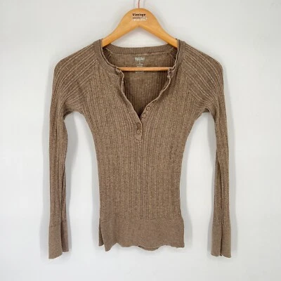 De colección Y2K Mossimo Acanalado Tejido Talla S Henley Minimalista Balletcore Suave Bella Raglen Foto 1 de 4