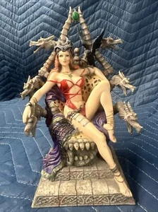 Mitos y Leyendas Guardián de la Espada 9” Estatua Figura Dragón Trono Dama RARO - Imagen 1 de 8