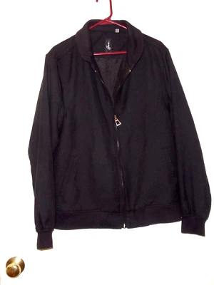 Chaqueta Howe Negra Talla Grande Cremallera Frontal Foto 1 de 2