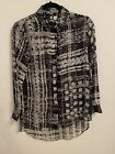 cato xs black and white long sleeved abstract pattern button up blouse