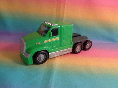 Matchbox 2008 Convoy Green Truck Cab Plastic - Image 1 of 4