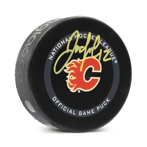 Jarome Iginla Signed Calgary Flames Official Game Puck - Picture 1 of 1