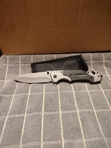 4" Folding Tactical Knife... Black/Silver...New - Picture 1 of 9