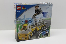 RARE ~ NISB ~ Hard to Find ~ LEGO DUPLO: Airport Rescue Truck (Item #7844)